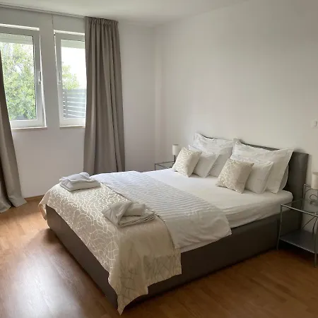 Adriatic Queen & Apartamento