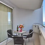 Apartman Adriatic Queen & *