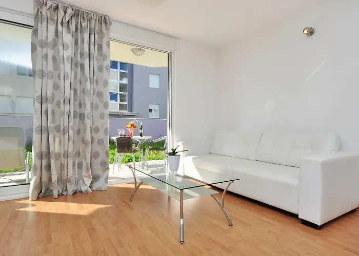 Adriatic Queen & Apartmán Split