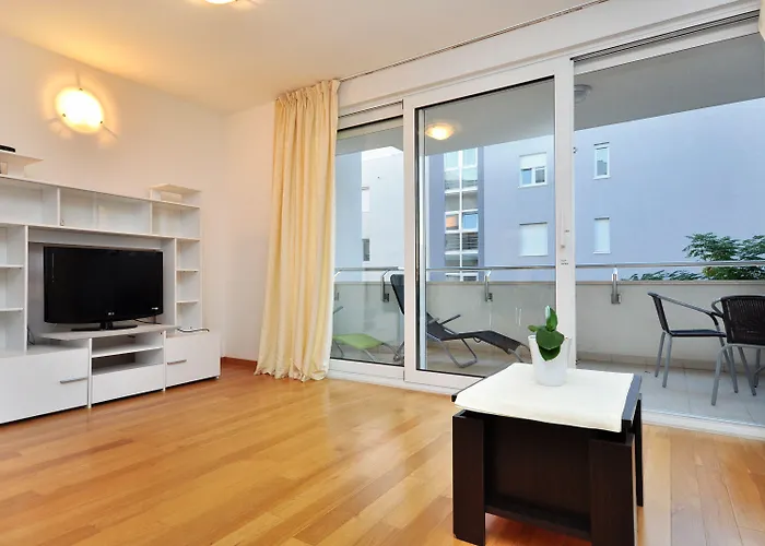 Adriatic Queen & Apartmán Split