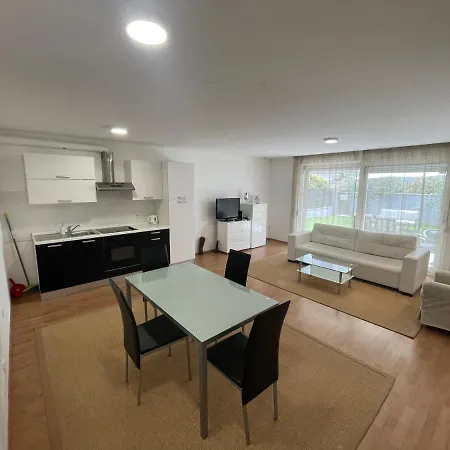 Adriatic Queen & アパート